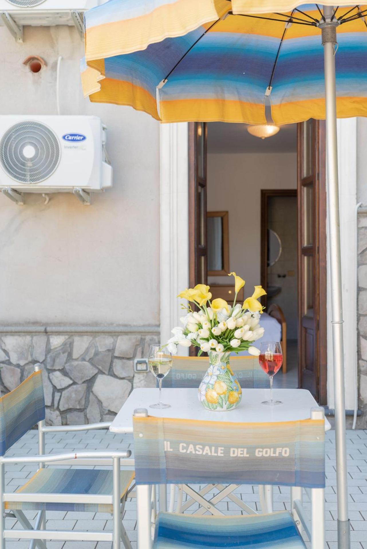 ヴィーコ・エクエンセ Il Casale Del Golfoヴィラ 部屋 写真